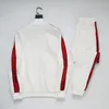 Herrkvinnor Tracksuits Sweatshirts kostymer Designer Sportkläder Jogging Sportsuits Triangle Brand Casual Long Sleeved 2 PCS Set Sportspants Street Clothing