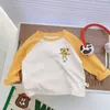 T-shirts Fashion Deisgn Childrens herfst lange mouwen T-shirt bodem ronde hals ritssluiting kindertop meisjes kleding cartoon cottonl2405