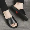 Läder sandaler äkta skor män tofflor fin sommar strand semester manlig platt coy cow svart tjock sula a1242 65a8