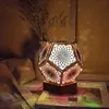 Bordslampor 1PC Bohemian Dodecahedron LED -stjärnprojektion Bedside Night Lamp