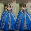 2023 Robes de quinceanera bleu royal et or de l'épaule des perles d'applique florales perles princesse sweet 16 robe bal parti 318q