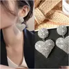 Charm europeiska och amerikanska kändisar Luxury Diamond Love Earrings Personlighet Fashion OL Design Sense Peach Heart Simple Exaggerat Dhavo