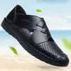 Män hål antiskid andas ihåliga sommarsandaler andningsbar delad sandal läder trend ankel wrap mens casual loafer sko grossistskor n1x8# 982 s a692