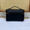 Dokum Tote Çanta Vanity Case Makyaj Çanta Kozmetik Çanta Tasarımcı Makyaj Çantası Çift fermuarlı Crossbody Bag Banyo Tuvalet Çantası Makyaj Kılıf Omuz Çanak Çantası Siyah