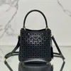 PANIER SHEATH MINI TORB MOTIF MOTIF DESIGNER BAGS BAGS KOBIET MOSYKI KLASYJNE Luksusowe torebki Crossbody Torby na ramię nappa skórzane wnętrze z środkową kieszenią