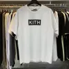 Kith Shirt Mens Designer T Shirt الفاخرة Kith Tshirt Man Man Summer County Cotton مطبوعة فضفاضة تي شيرت تي شيرت تنفس سريع تجفيف الرجال تي شيرت الأزياء