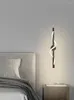 Lampa ścienna LED Lekka domowa sypialnia dekoracja powierzchniowa sofa tła salon Złote czarny oświetlenie kinkietowe