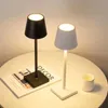 Bordslampor LED -skrivbordslampan USB Laddningsbar bordslampa Bar Restaurang Ambiance Wireless Touch Lamps Vattentäta LED -lampor för hotell sovrum