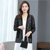 Damesbreien Vrouwelijke vesten Women Lace Jacket Ladies Shawl Outerwear Plus Size 6xl Spring Summer Cardigan Black Witte top met lange mouwen Lange mouw