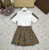 Topp Kids Dress Sets Child Tracksuits Baby Girl Clothes Size 110-160 Checkered Patchwork kortärmad t-shirt och kjol 24Feb20
