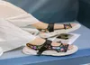 Stylishbox högkvalitativ Y21042905 Blackwhite flroal utomhusspänne sandaler 55 cm plattform gris hud äkta läder kil casua8955215