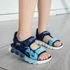 Sandali simpatici sandali per bambini anti -slip adatti alla versione di moda femminile aperta anti -slip versioni per bambini con il colore abbinati per ragazzi scarpe sportive d240515