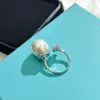 Mikimoto Designer Square Diamond Pearl Open Ring med naturliga skalpärlor ihop med S925 Sterling Silver Material Ring Gift Ladies Girls Women Wedding