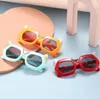 새로운 어린이 아기 선글라스 패션 소년 소녀 트렌디 한 선글라스 만화 UV 보호 해변 선글라스