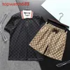 2024AA New Mens Tracksuits عالية الجودة المعاطف السوستة شارع Street Sould Suits Designers Hoodies Jackets Pants Fashion Sportswear Switshirts Clothirts