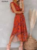 基本的なカジュアルドレス夏の女性ヴィンテージパターン行動スモックフリルミディドレスセクシーなスラーレスレッドロングドレス2024女性用ファッション服Y240515