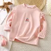 Pullover herfst meisje schattige lange mouwen t-shirt veer kleding kinderen baby werkkleding halslijn t-shirt kindermeisjes meisje ritsed topl240502