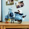 その他のおもちゃ1106 VESPA 125ローマホリデーオートバイモデルは、MOC 10298アセンブリブロックと互換性のあるBlocks Childrens Toys Christmas Gift S245163 S245163