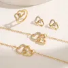 Conjuntos de joyas de boda Coste de 17 km en forma de corazón de oro adecuado para mujeres Pulseras de arete de la cadena de clavículas Minimalista