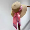 Écharpe en soie de designer pour les écharpes à la chemise appariée Scarpe de soie vintage petite bande mince et étroite décorative petite écharpe attachée de cheveux liés à la soie longue en soie