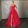 Rote Abendkleider 2021 mit Dubai Nahe Osten High Split Formal -Kleider Party Abschlussball Kleid Sash Plus Size Vestidos de Festa Red Teppich 262y