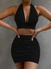 Chic Fusion: Halter Neck bodycon kjoluppsättning och sexig ruched v-ringning cami klänning