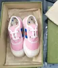 Top baby sneakers schattige roze canvas schoen niet-slip zool voor kinderen designer schoenen maat 26-35 herfst kleurrijke streep meisje schoen nov15