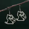 Söta drickande katter hänge rostfritt stål dingla rolig baby kattunge kvinnors droppörhängen djur smycken gåvor