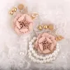 Dekorativa blommor Korean Style Prom Suit Decor Silk Pearl Armband Rose Corsage Wrist Artificial Flower Boutonniere Set