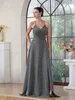 US Stock Sparkle Grey Meerjungfrau Brautjungfer Kleider elegante ärmellose Falten vorne Split Maid of Honor Kleider Satin Abend Prom Kleid BM3218