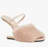 Vinter trevliga första kvinnliga sandaler skor päls rem guldfärgade f-formade skulpterade klackar lady mules fest klänning kik tå toe toe eu35-43