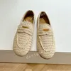 Virkade loafers platt glider mule halva tofflor designer sandaler sommarstrand ihålig slip på toffel baotou sandale enkla skjutreglage sandal topp spegel kvalitetskor