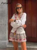 バットウィングスリーブ女性秋の抱擁ペイズリープリントスカートセット服vネックボタン階層式ミニスカートドレススーツヴィンテージセット240516