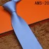 Projektant mody krawat dla mężczyzn kasety litery paski luksusowy biznes wolny krawat krawat z pudełkiem sapeee