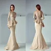 2021 Champagne Mermaid Arabische avondjurken Dragen lange mouwen Lace Appliques Zipper Back Peplum Ruffles Sweep Train Prom Dress Party 214Z