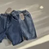 Брюки весна и осень 2024 года мальчики и девочки ретро свободные джинсы детские повседневные джинсовые брюки твердые детские карманы хлопковые роуссо детская одежда D240517
