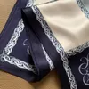 Sciarpa di seta a scacchi alla moda femminile mette in mostra l'elegante temperamento versatilità di fascia alta abbigliamento accoppiato a regali sciarpa taglia 50 x 50 cm
