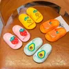 Cartoon Strawberry Kids Slippers for Boys Summer Beach Indoor Lindos zapatos de niña Lindos en casa Soft Nonslip Children 240516