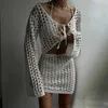 女性のかぎ針編みはビーチドレスセクシーな2ピースセットノースリーブスカートホリデースイムビーチウェアビキニ2024