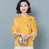Polos femininos de bordado étnico bordado de bordado curto 2024 botão de mola de mola dividida vintage elegante e elegante slim shanfu camisa chinesa hanfu