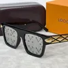  Designer Sonnenbrille für Frauen Mann Luxusbrille beliebte Männer Frauen Outdoor -Reisen Goggle Frauen Brillen Rahmen Vintage Metall Sonnenbrille mit Kasten sehr gut