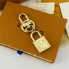 Gold Plated KeyChain Designer Par Keychain Handgjorda lyxvarumärken