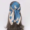 Bandanas Durag 2023 Spring en herfst nieuwe luxe ontwerp Silky Scarf Dames 70*70 cm klein hoofdband vierkant WR SHL Outdoor Soft Headscarf LA J240516