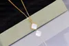 Mini collier 18K Gold Mother of Pearl Four Leaf Clover Pendant Colliers Classic Designer Chain Shell for Women Wedding Mother Day Bijoux pour Girl Gift