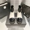 Fashion Women Walk Stivali da pioggia inverno caldo bianco nero Martin Snow Men Platform di alta qualità in pelle Stivale da viaggio per outdoor scarpe casual booties di lussuoso escursione piatta