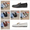 Modages hommes femmes habille chaussures designer salentueux sandales de luxe en cuir mode noir blanc ivory bordeaux plate-forme extérieure plage plates plats topponnes scuffes