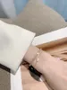 Дизайнерский браслет из тонкого браслета из розового золота с бриллиантами для женщин Верхний V-Gold 18K Серебряный браслет открытый стиль свадебные украшения с коробкой