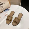 Dhgate Slide Mule for Woman Shoes Designer Sandal Lady Beach Pool New Disual Sliders Menuine Leather Men Summer Summer Fuckury Riapers Flat Indoor Sunny Loafer Sandale