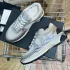 23 Spring New Versatile Sneakers Fashion Round Toe Color Matching spets upp mesh tjocka sulor casual skor