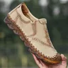 Sapatos casuais masculinos de couro costurado à mão, sapatos baixos de verão e outono de alta qualidade, 2024